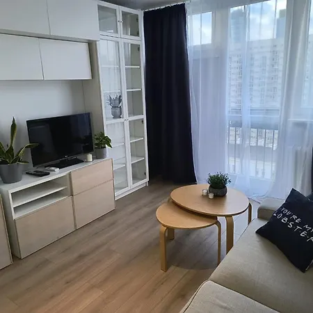 Warsaw's New York Corner *
